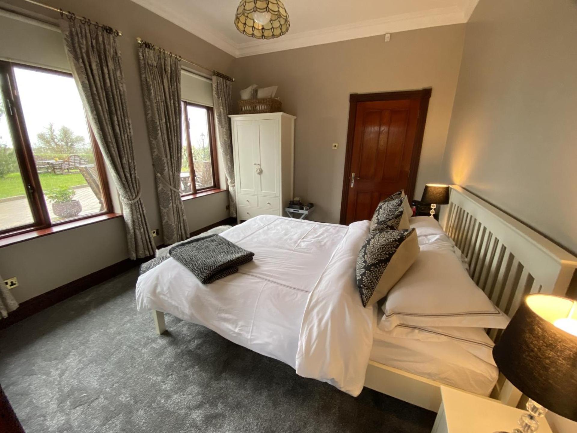 Ravenwood Bed & Breakfast แคสเซิลเบลลิงแฮม ภายนอก รูปภาพ